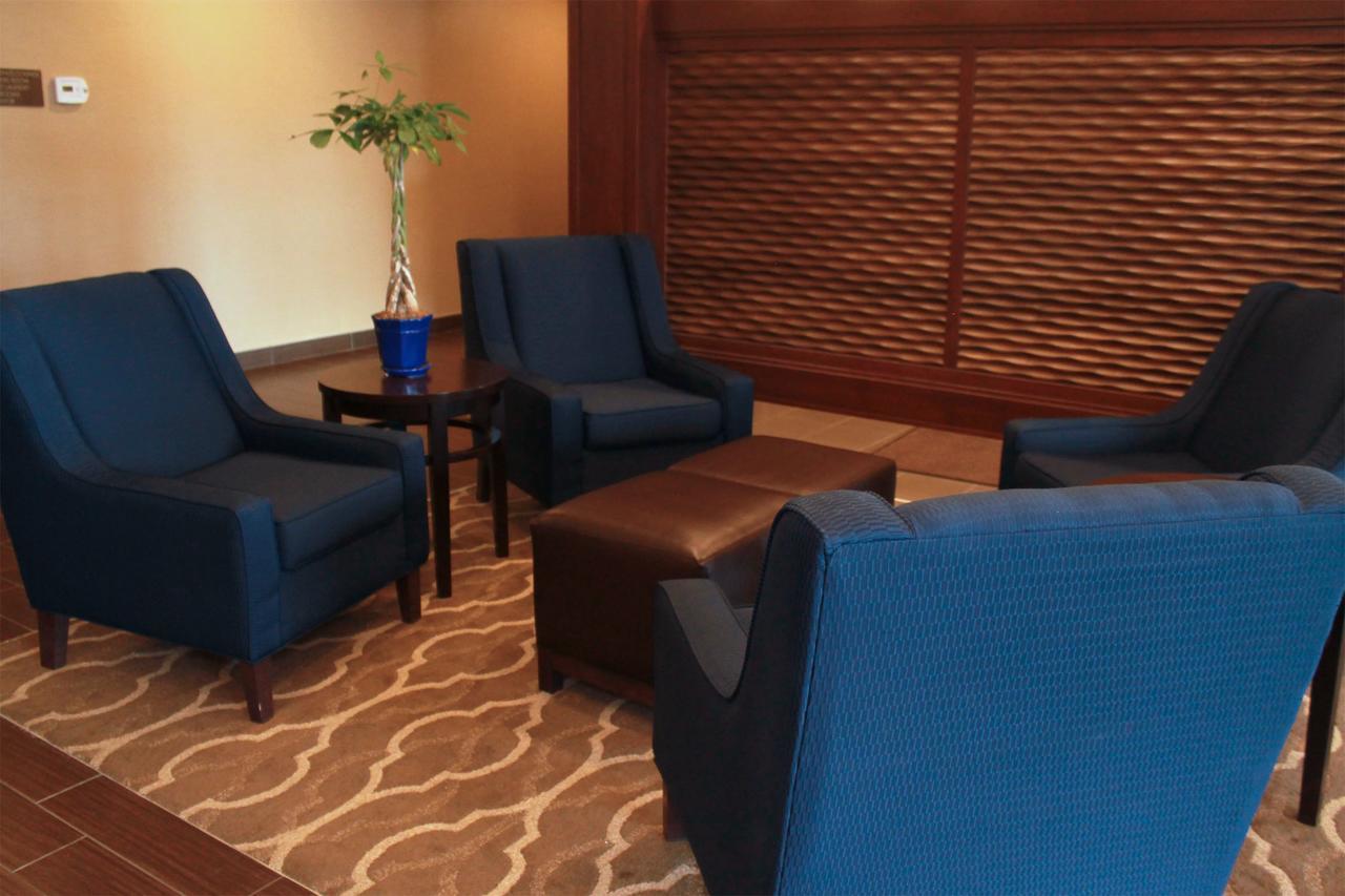 Heartland Inn And Suites Wheatland Dış mekan fotoğraf