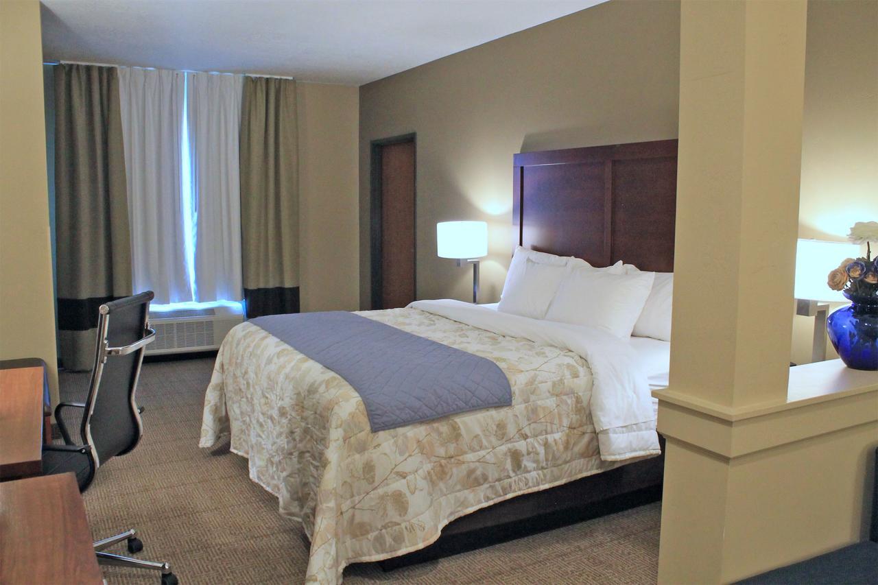 Heartland Inn And Suites Wheatland Dış mekan fotoğraf
